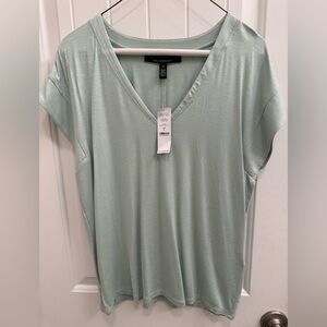 White House Black Market Light Green V-Neck Short Sleeve Top
